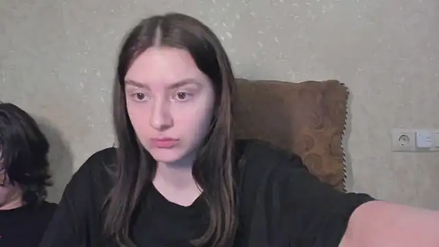 love_lina_muuur 即時 XXX 聊天