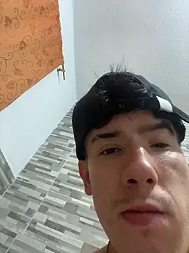 Živý XXX chat maxxcooper1