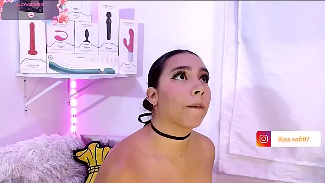 RiosSofia's Live XXX Chat