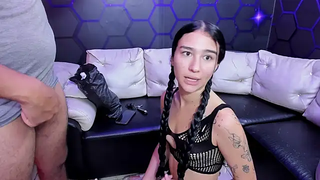 XXX chat uživo modela Blow2job-Lat