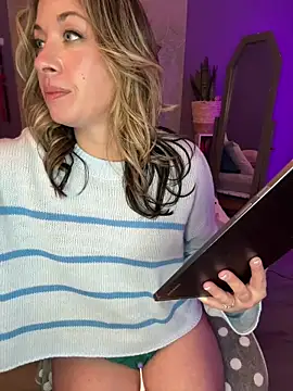 MiraKisssn Webbikameraesitys