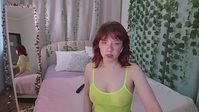 Love_is_Lola: онлайн-секс-чат