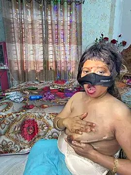 Little-Queen's Webcam Show