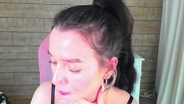 XXX chat uživo modela VanessaVienne