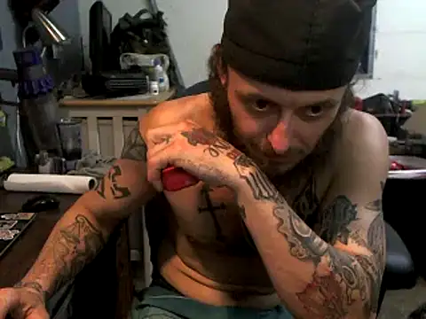 CloudDadddyyy420's Live XXX Chat