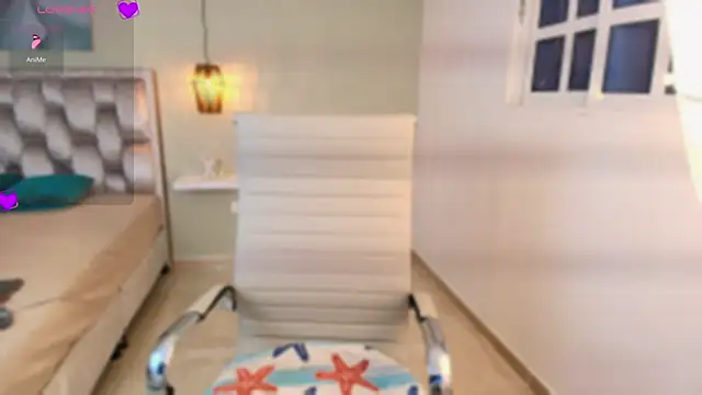 aisha_sakinaのウェブカメラショー