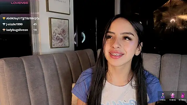 Chat +18 de Daphne_chers ao vivo