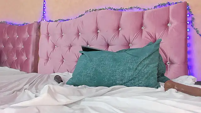 KARINAJTORRES live XXX chat