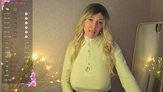 _SoftVelvetX_ Live XXX-chat