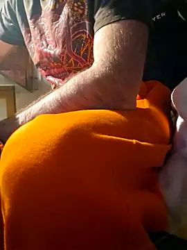 verylargecockのライブXXXチャット