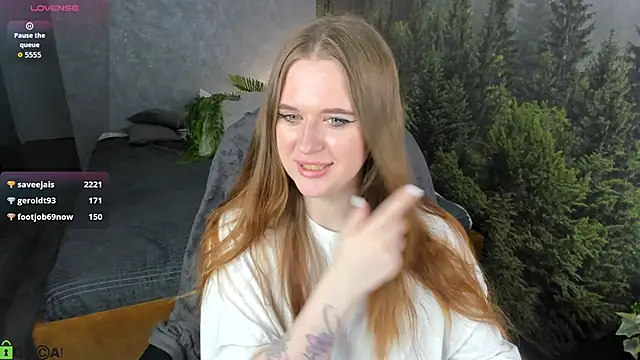 Betany_Foks Adlı Modelin Canlı XXX Sohbeti