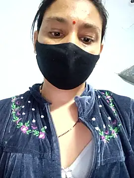 Pertunjukan Kamera Web Saishaa