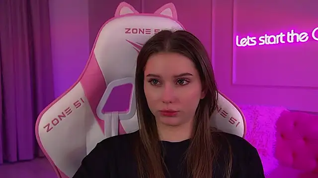 DianaVert Adlı Modelin Canlı XXX Sohbeti