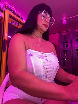 Hot_beauty__ 现场XXX聊天