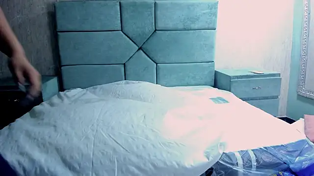 NaomySakura 라이브 XXX 채팅