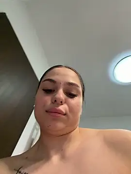 Olivia_Noor webcam show