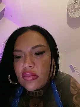 _MelinaCurves_'s Live XXX Chat