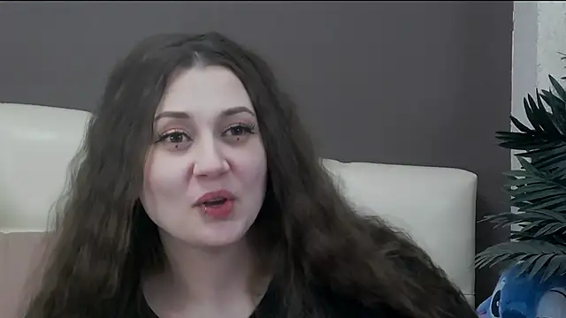 KellieMartin Adlı Modelin Canlı XXX Sohbeti