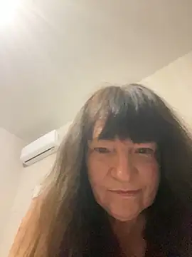 ZaraFay 在線直播表演