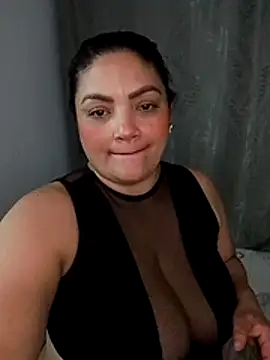 tiffany_Johnson1 Adlı Modelin Canlı XXX Sohbeti