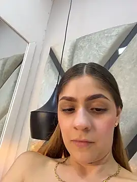 AriaWillssX Chat XXX in diretta