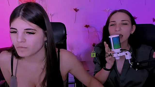 Živý XXX chat lizzie_boom_