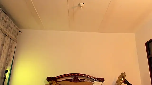 nonbinaryangel – Naživo XXX chat