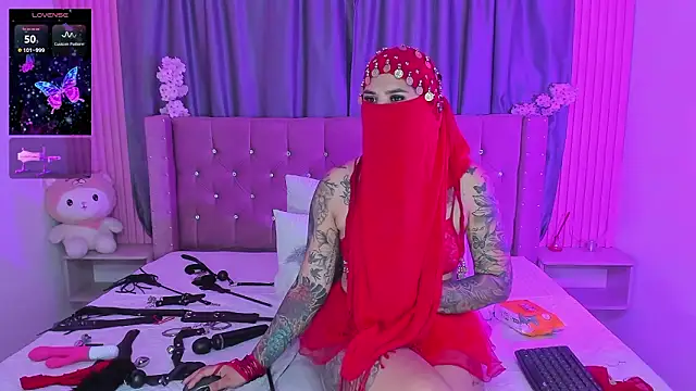 Nayla-Mouna's Live XXX Chat