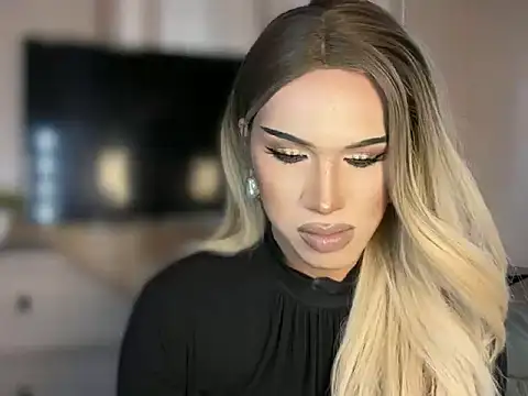 Ts_glamxx élő XXX-chatje