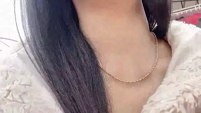 دردشة LinhChi_9x الجنسية المباشرة