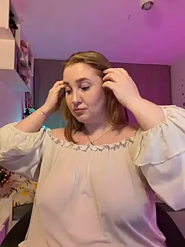 ollydoll92 Adlı Modelin Canlı XXX Sohbeti