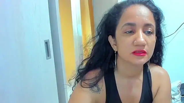 alaskmiller1 Live XXX Chat