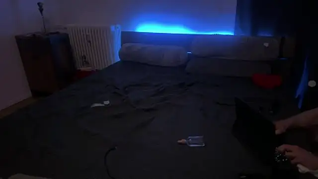 Flycouple25 – Naživo XXX chat