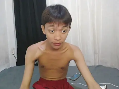 Innocentfucker's Webcam Show