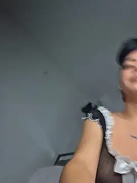 alaia_princess' Live XXX Chat