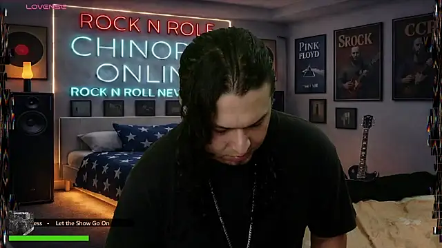 chino_roz Show Webcam