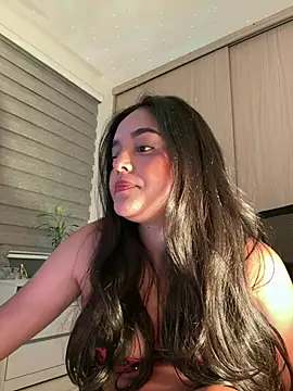 Chat +18 de kenndall_21 ao vivo