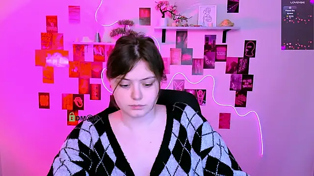 nikole_kitt Webcam show