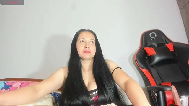 hot-nikol Chat XXX live