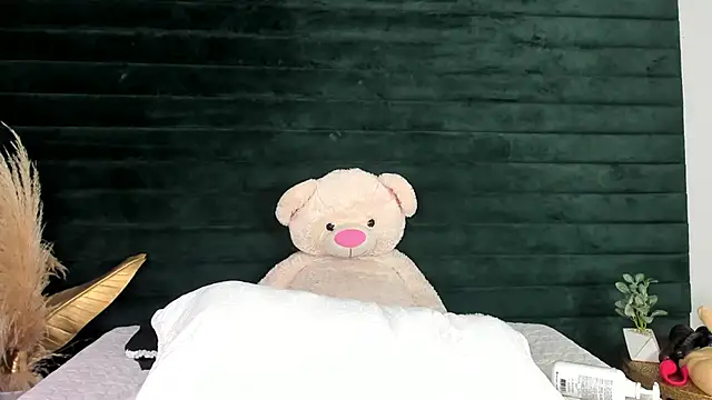 LiliCarterm's Live XXX Chat