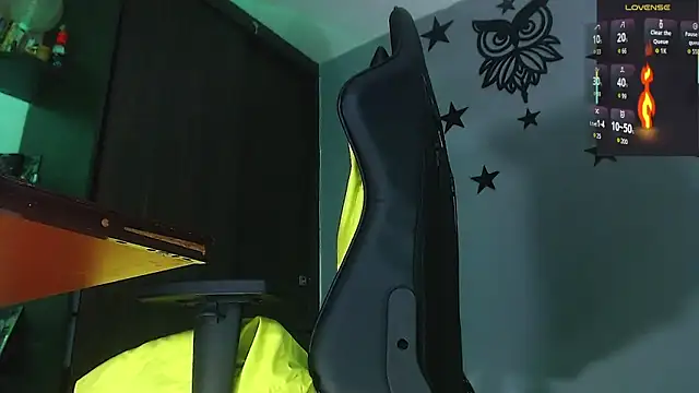 Chat +18 de justincs ao vivo