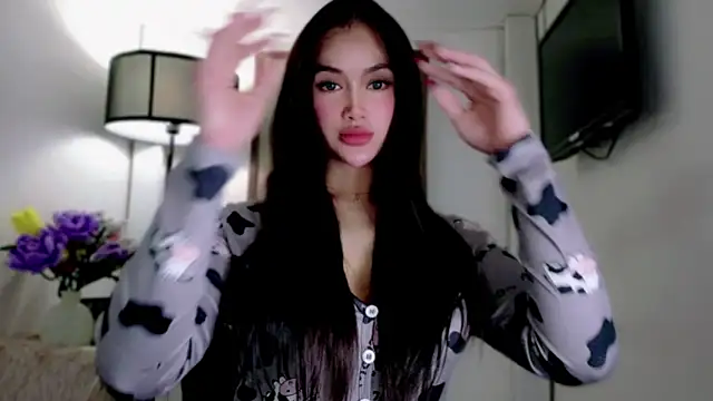 Anna_HollyDollのライブXXXチャット