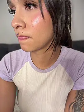 Isabella-Teen Live XXX Chat