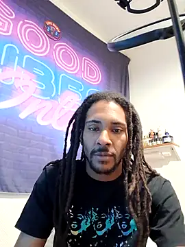 Chat +18 de Mikaaa97 ao vivo