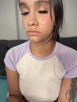 Isabella-Teen Obrolan Langsung XXX