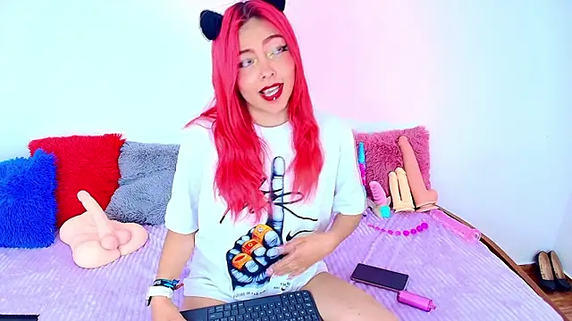 Chat +18 de Cloee_Lovee ao vivo