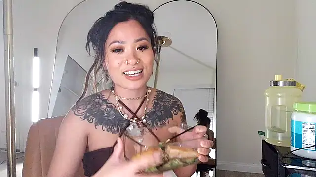 maciixbby Show in webcam