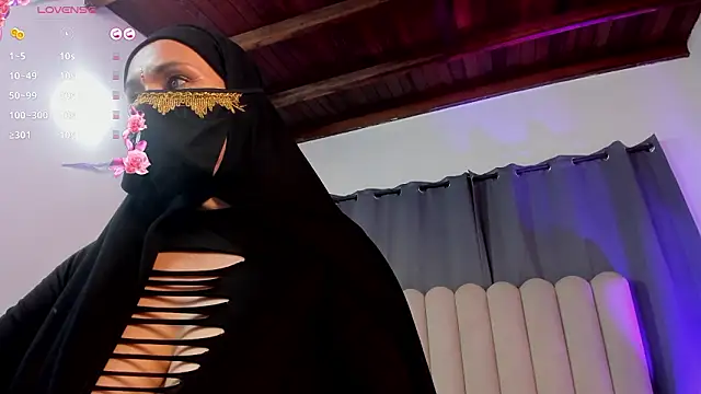 Chat +18 de Latifa_ali ao vivo