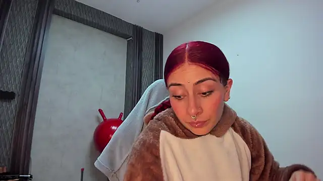 selene_red_ Live XXX-Chat