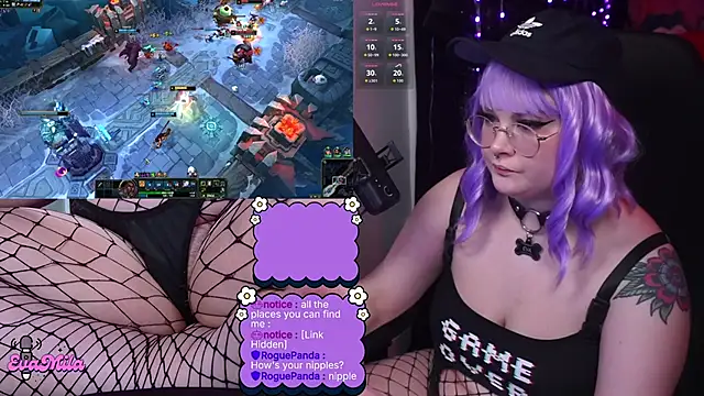 evamila Adlı Modelin Canlı XXX Sohbeti